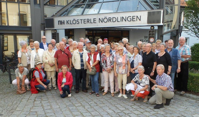 Mit vielen Eindrücken kam die Reisegruppe des Wassenberger Heimatvereins von ihrer Exkursion zur Romantischen Straße zurück. FOTO: Heimatverein